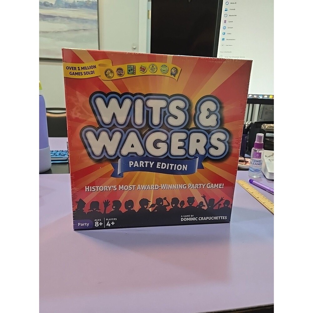 2015 New Party Edition Wits & Wagers Family Award Party Game*Sealed
